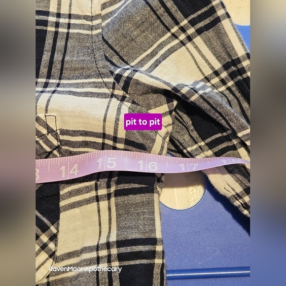 Small Old Navy Flannel - Picture 4 of 6